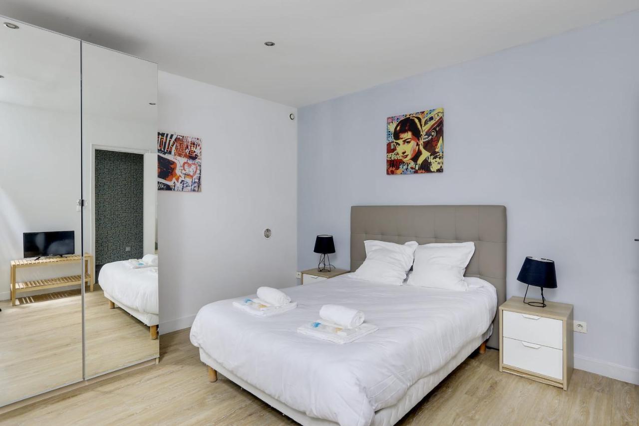 170 Suite Angouleme Large Duplex Style Apt With1 Bdr Paris Central Exterior foto